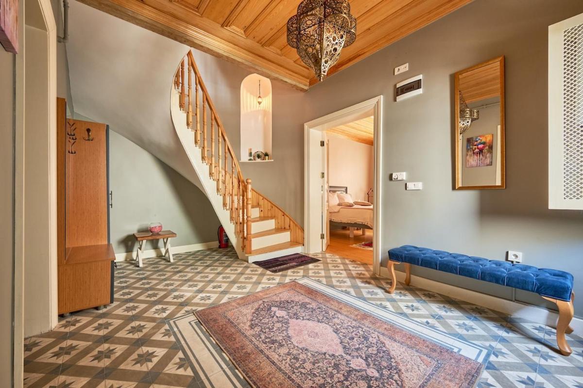 Nostalgic & Comfortable Historical Home! Istambul Exterior foto
