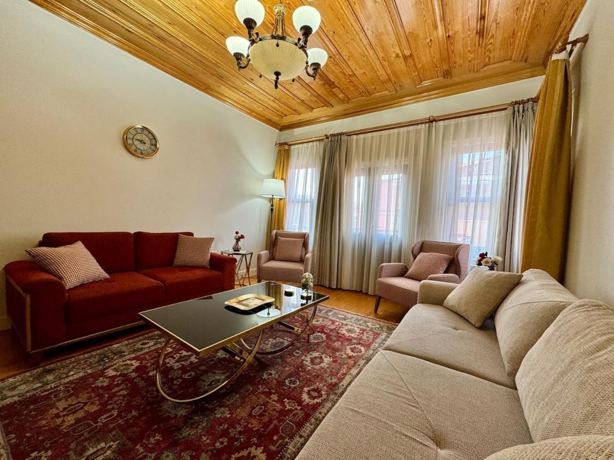 Nostalgic & Comfortable Historical Home! Istambul Exterior foto